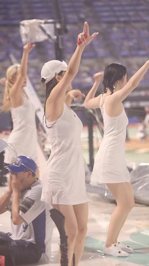 김진아 치어리더의 멋진 순간들 및 아웃송 모음