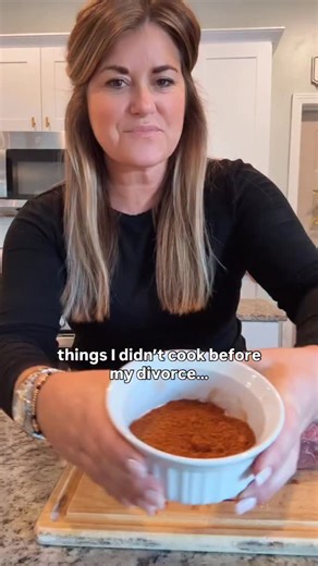 KRISTIN BLAKE | If you’re doing life solo some nights and dinner feels like one more thing… this is for you. 😉 Slow Cooker Pulled Pork • Pork shoulder... | Instagram