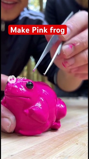 Make pink frog model