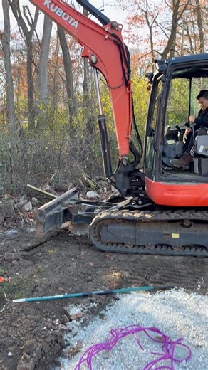 Today’s fail🤣 chainsaw took a crap.🤦🏼‍♂️ | Typical Charlie