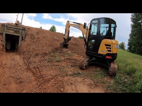 Digging out over grown bunker with Sany SY35u