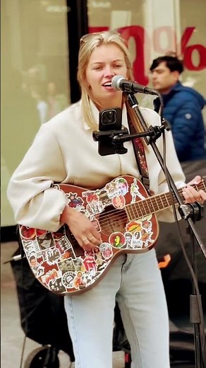 Zoe Clarke’s brilliant performance stops the crowds in Dublin Streets