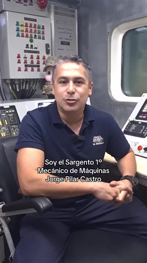 Explorando la Sala de Máquinas del Buque Escuela Esmeralda