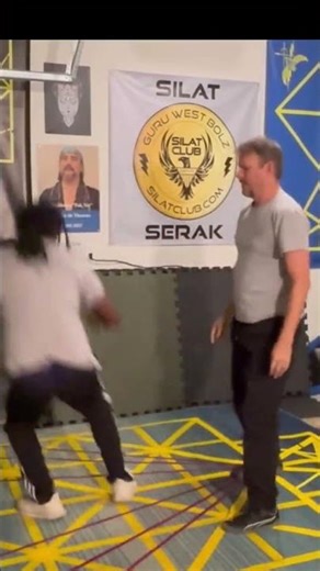 Weaving Thru Power Lines. SilatClub.com