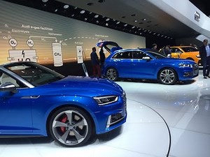 AUDI S5 Convertible, SQ5 & Q8 Concept Geneva Motor Show 2017 - Walk Around
