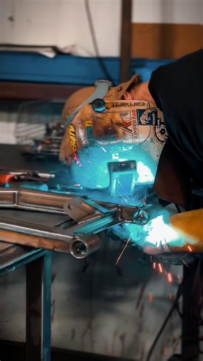 Production is WIDE OPEN here at Thumper Fab! 💥 Welders sparking, parts flying, and builds rolling out nonstop. From cages to long travel to audio roofs, we’re cranking out the toughest gear in the game. 🔧🔥 #ThumperFab #BuiltInTexas #FullThrottle | Thumper Fab