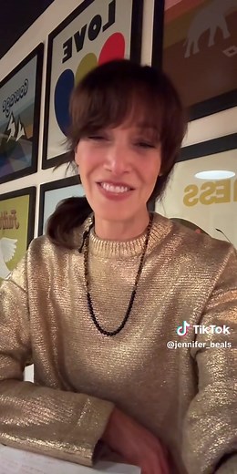 Jennifer Beals: Artistic Vibes and Creativity Unleashed