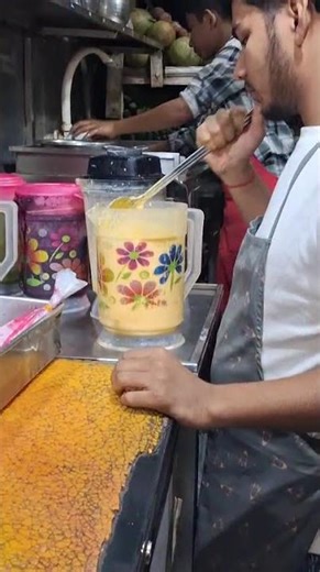 Exploring Old Dhaka | Streets, Culture & Real Life of Purono Dhaka