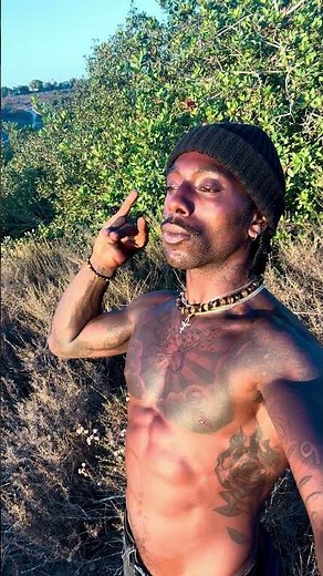 SUNGAZING X SUNBATHING X SHAMBHAVI X MUDRAS = SPIRITUAL ENLIGHTENMENT 🌟✨⚡️🤩
