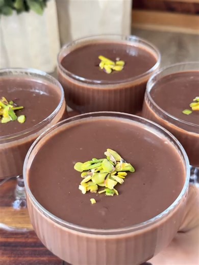 Pudding sain aux dattes sans cuisson