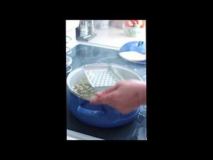Simple 5 min Homemade Spaetzle (part 1)