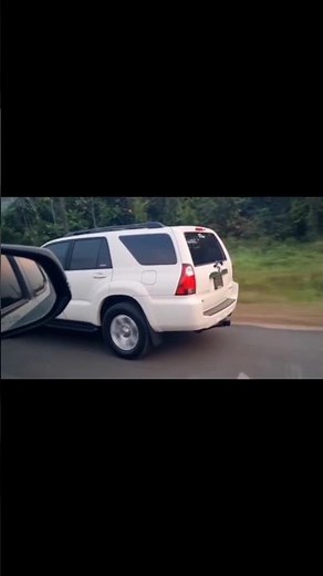 2025 Toyota Tacoma vs 2009 Toyota 4runner Limited top speed