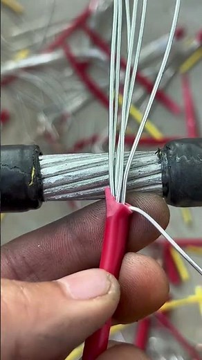 Live Wire Connection Technique Used by Experienced Electricians #WiringTips #shortsfeed