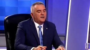 152K views · 1.2K reactions | #kancelar #Minić: Čuj Republika Srpska prezadužena??? ChatGPT rek'o Stevandiću da nije! 藍藍 | Dnevna doza ministra Gicka Praščića | Facebook