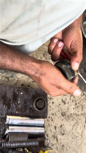 Truck Workshop Deep Cleaning 🔥 | Washing Greasy Bearings with Kerosene Oil