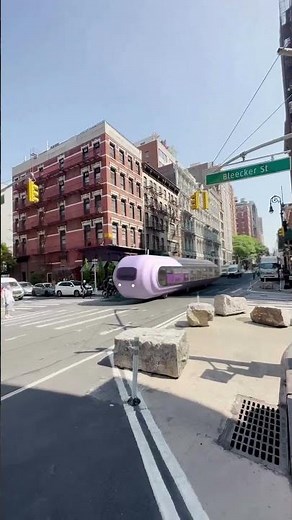 Maybelline mascara buses in London and New York