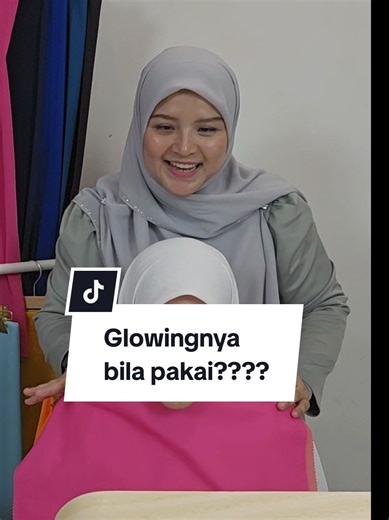 Cuba comment apa korang nampak which one better?? skin client Leen ni sangat cantik so mata betul kena sharp utk tentukan mana warna plg the best🥰😘 #personalcolor #coloranalysisperak #aksesorigoldkesilver