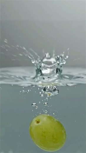 This grape drop is too satisfying… 🍇💧👁️