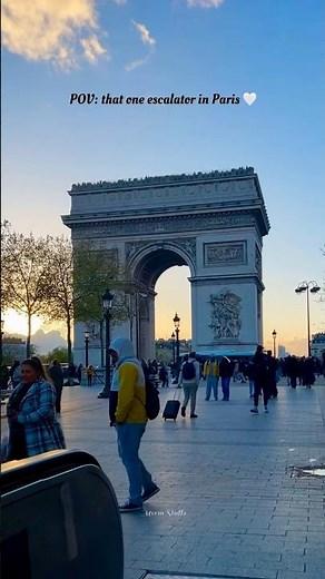 Take sortie 1 at Charles de Gaulle-Étoile station for the most stunning view of Arc de Triomphe ✨🖤
