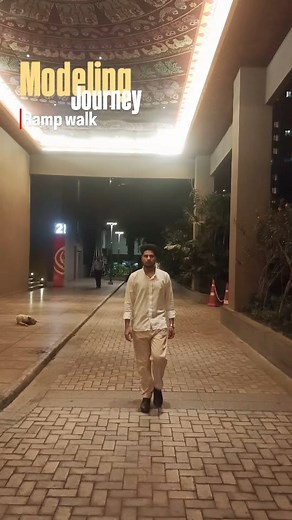 Raushan Kumar on Instagram: "⚡Ramp walk... "Modeling tips for beginners" "Runway walking tips for models" Plus-size modeling tips Fitness modeling tips Hand model tips Commercial modeling tips Modeling tips, Fashion tips, Runway tips, Photoshoot tips, Modeling advice, How to be a model, Modeling techniques, Fashion modeling tips, Model behavior, Confidence on camera, Modeling portfolio tips, Audition tips for models, Modeling industry insights ."