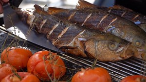 Chef Eric Gephart walks you through his incredible whole roasted bass recipe featuring Pacifico Aquaculture's sustainable striped bass ✨🐟 Whole Striped Bass / Chinese Black Fried Rice / Whiskey Thyme Bomb Tomatoes 🍅🔥 #chefsroll #rollwithus #crfeaturespacifico #pacificoaquaculture #pacificobass #seafood #sustainableseafood #stripedbass #bassrecipe | Chef's Roll