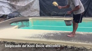 KOOL DECK - sistema exclusivo para la construcción de bordes y solarium! VENTAJAS: ✔️atermico y antideslizante ✔️instalación inmediata luego de instalada la pileta (no esperes 60 dias sin vereda!) ✔️instalación in situ (en sitio) rapida y eficaz ✔️libre de cortes ✔️sistema importado de EEUU de ultima tecnologia Encontralo únicamente en Piletas de Natación Crisci ! | Piletas Crisci