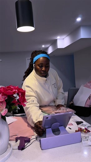 God gave me more than one assignment. Clinicals take everything out of me. Packing orders is the one part of my day that feels quiet, intentional, and mine.#scrubs #lacurascrubreview #Nurse #Nursingstudent #lacurascrubs