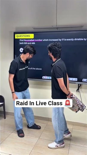 Raid In Live Class 🚨 #class10physics #physicswallah #physics