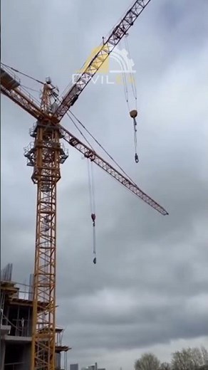 Tower Crane Collapse Caught on Camera | Construction Site Disaster