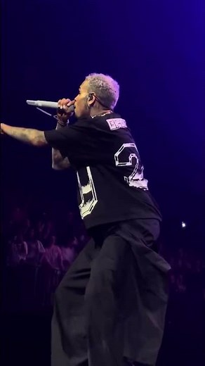 [RARE] Chris Brown Performing "I Love You" (Graffiti Era) at Breezybowl XX 🎨🎤