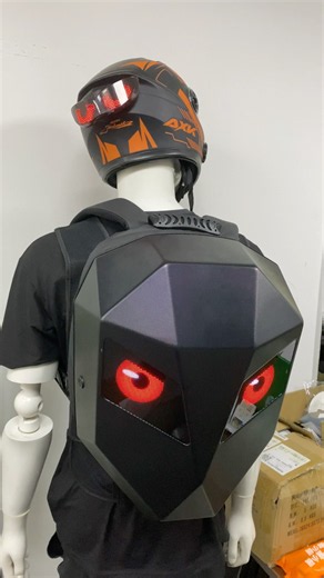 Crelander Devil Eyes, installed on motorcycle helmets and motorcycle backpacks. #crelander #motor