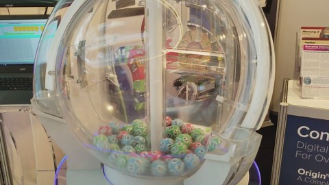 Halogen II Lottery Draw Machine