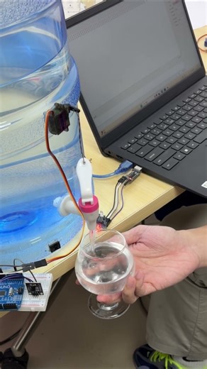 Infrared controlled water dispenser #arduino #electronic