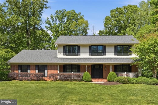 2638 Oakton Glen Dr, Vienna, VA 22181 - MLS VAFX2311048 - Coldwell Banker