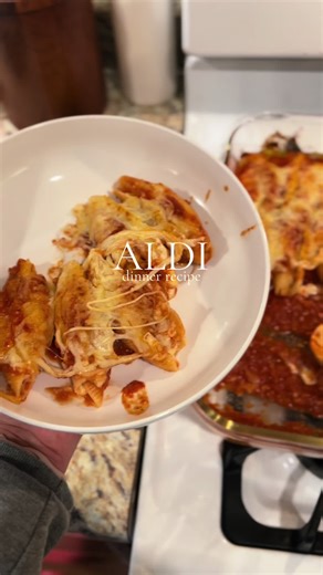 Stuffed shells recipe all from aldi! #aldimeals #quickmeals #easydinner #milso #armywife Easy aldi meals Easy aldi recipes Aldi dinner recipes
