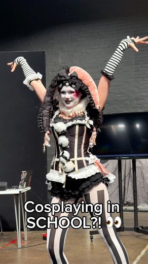 Cosplaying in SCHOOL! Where’s the strangest place you have cosplayed? #cosplay #cosplayer