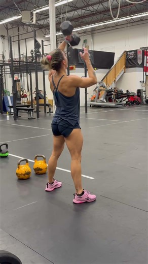 Alternating Dumbbell Snatch - Personal Trainer Demo