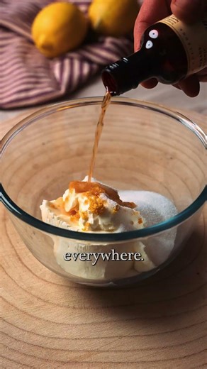 Easy Puff Pastry Dessert with Cream Cheese #baking #puffpastry #creamcheeserecipe