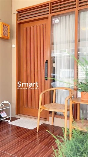 Retno Dewi Hartianti on Instagram: "Akhir tahun kemaren akhirnya bisa upgrade smar doorlock yang SUPER CANGGIH ✨ . Sukaa bangeet karena ga perlu ribet nyari kunci, liatin muka aja pintunya lanhsung kebuka sendiri 😍😍 . Selain pake face recognize, bisa juga pake PIN, card, dan kunci manual. Terus bisa dibuka lewat HP lohh 😘😘 . Gass sihh kalo kalian punya budget lebih! harus cobainn smart doorlock yang aku pake ini.. Yang aku pake ini dari @modenaindonesia . . #smartdoorlock #smarlock #kuncidig