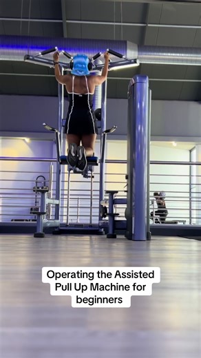 Using the Assisted Pull Up Machine for Beginners