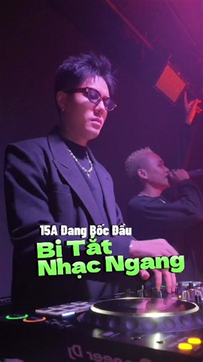Hướng Dẫn Rút USB Khi DJ Tại Bar 15A