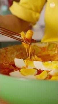 Korean Tteokbokki 🤝 New York Bacon, Egg & Cheese (with Esther Choi)