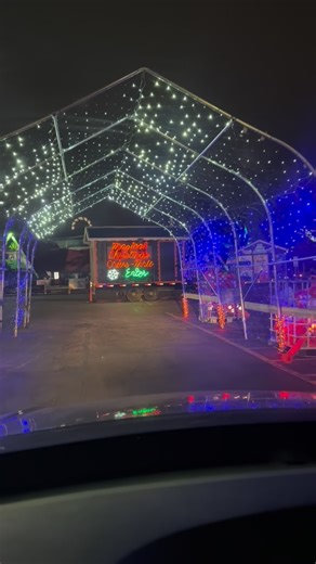 Santa’s Village Magical Christmas Drive Thru NOW OPEN! 601 Dundee Ave. East Dundee, IL #santasvillageil #familyfun #amusementpark | Santa’s Village Amusement & Water Park
