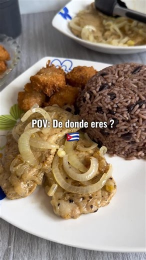 Dany Leyva on Instagram: "Sabrosura 🫠🤌🏻🇨🇺 Manito arriba 🙋🏻‍♀️ toda esa gente linda que ama la gastronomía bien sabrosa de nuestra isla ❤️ Espero les guste todas estas delicias disponibles las recetas acá en el perfil 😉 Les mando abrazos 🫂 y miles de bendiciones 🙏🏻 Slds: Menda . . . #recetas #recetascubanas #recetasdelmundo"