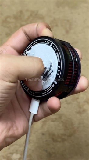 TechMonk⚡️ on Instagram: "Memo CX-08 Pro Ai Cooling Fan 🥶 Follow @TechMonkGadgets For More 📲 🔸Instant Freezing 🔸Double Heat Sync 🔸23W Input Power 🔸MagSafe Compatible 🔸-15° In Just 40 Seconds 🔸Attachable Clips In Box 🔸Extra Magnetic Plate 🔸Totally Noiseless Fan 🔸Classy RGB Neon Lights 🚚Free Home Delivery All Over Pakistan 📦 #TechMonkGadgets #reelsinstagram #reels #explorepage #reelitfeelit #coolingfan #coolingtechnology #foryoupage #foryou #smartwatch #smartwatches #gadgets #gadget #