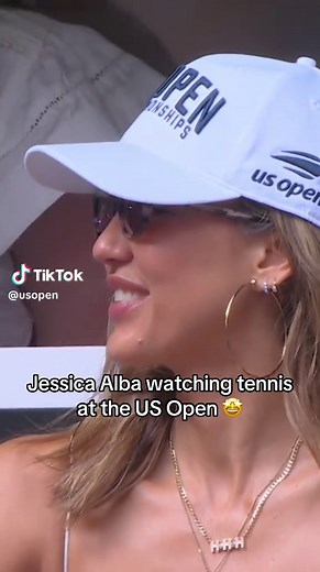 Stars are out #jessicaalba #celebrity #usopen #tennis #sports | Jessica Alba