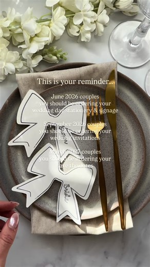 Organisation is the key to a stress free wedding planning process 😉🗝️ This is your reminder to get ahead, stay organised and order your wedding stationery for a stress free run up to your day 👰🏽‍♀️🚨 If you’re getting married in June now’s the time to order your wedding day stationery (think menus, place names, table numbers etc) as well as your signage (welcome signs, table plans, order of the day etc) 🪧 If you’re getting married in September now’s the time to order your wedding invitation