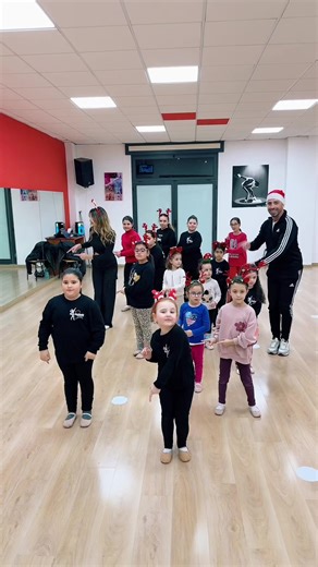 Jingle bells #jinglebells #dc #trend #perte #foryou #pourtoi #parati #socialdance #paolomarincolo