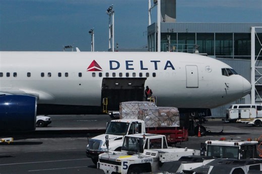 What to know about Delta's use of AI to adjust ticket prices in real time