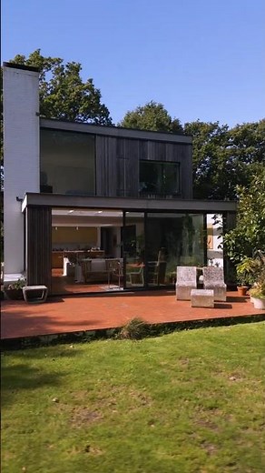 Glass Act: a beautiful house in a sequestered spot between the coast and the countryside #forsale